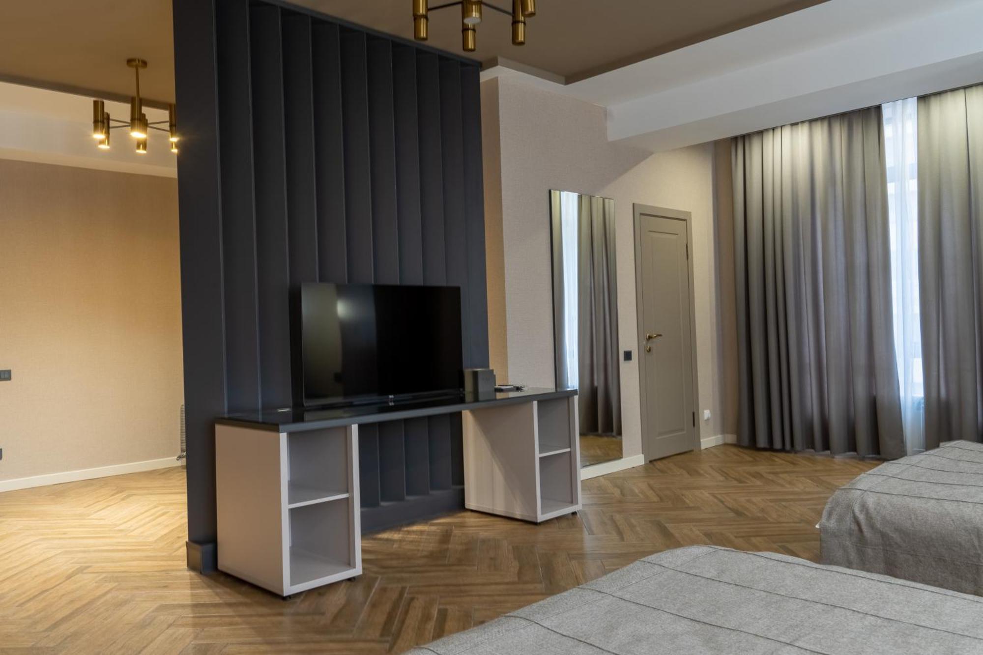 Five Hotel Μπισκέκ Εξωτερικό φωτογραφία